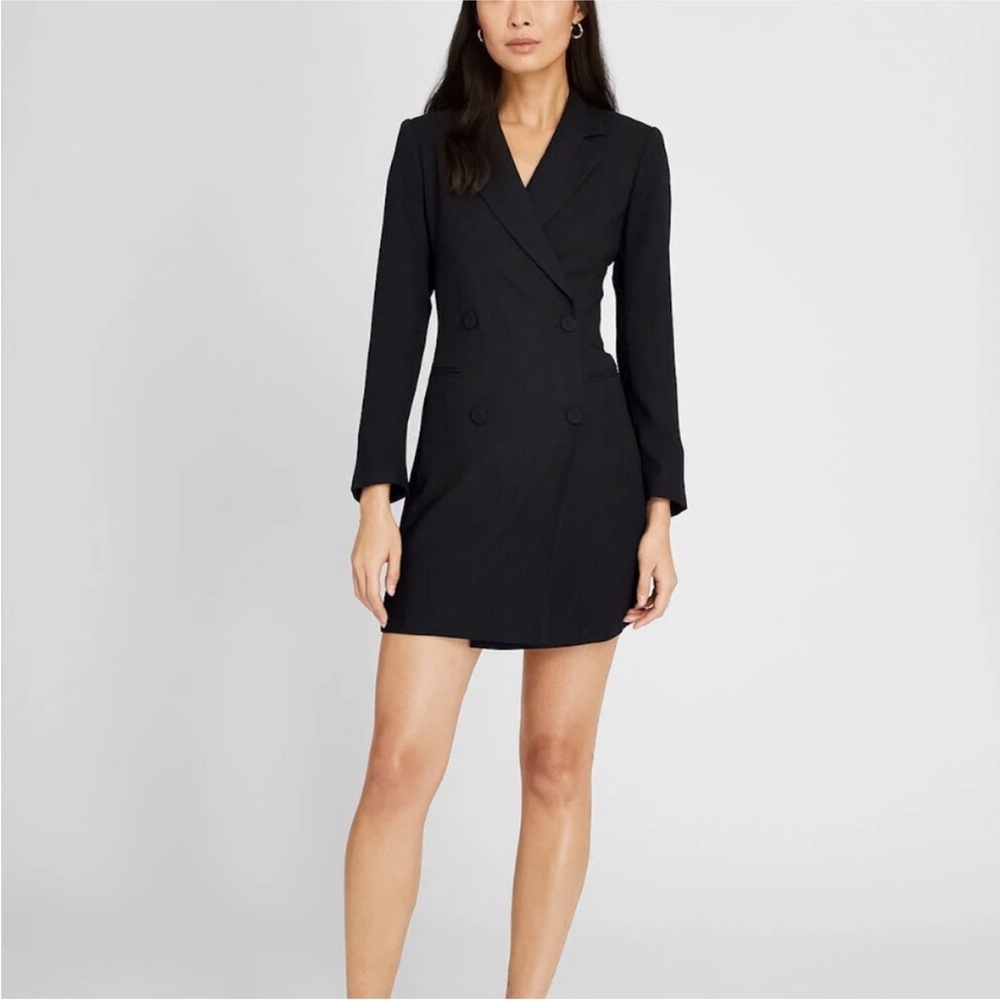 BRAND NEW Club Monaco Short Blazer Dress - Size 8 - Black